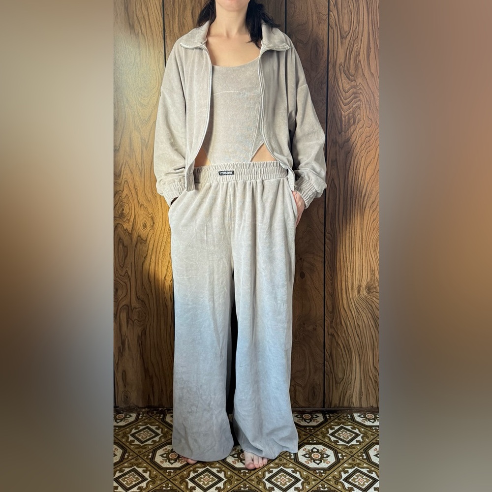 Light Gray Velour Tracksuit Set of 3 pieces